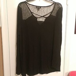 Black Jessica Simpson top